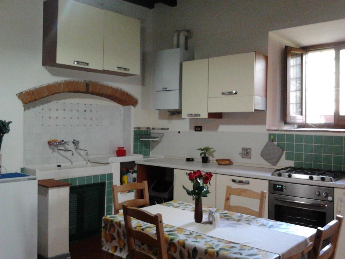 I Granai Villa Pontassieve Ruang foto